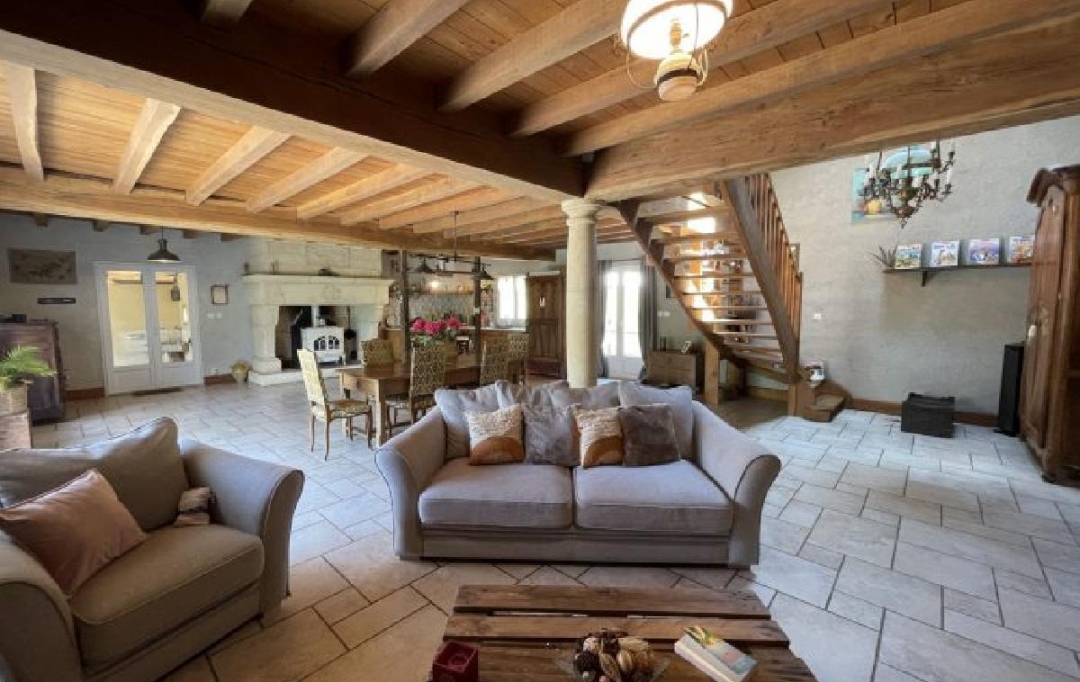 IMMOBILIERE DE L'ISLE : Maison / Villa | BASSILLAC (24330) | 212 m2 | 427 000 € 