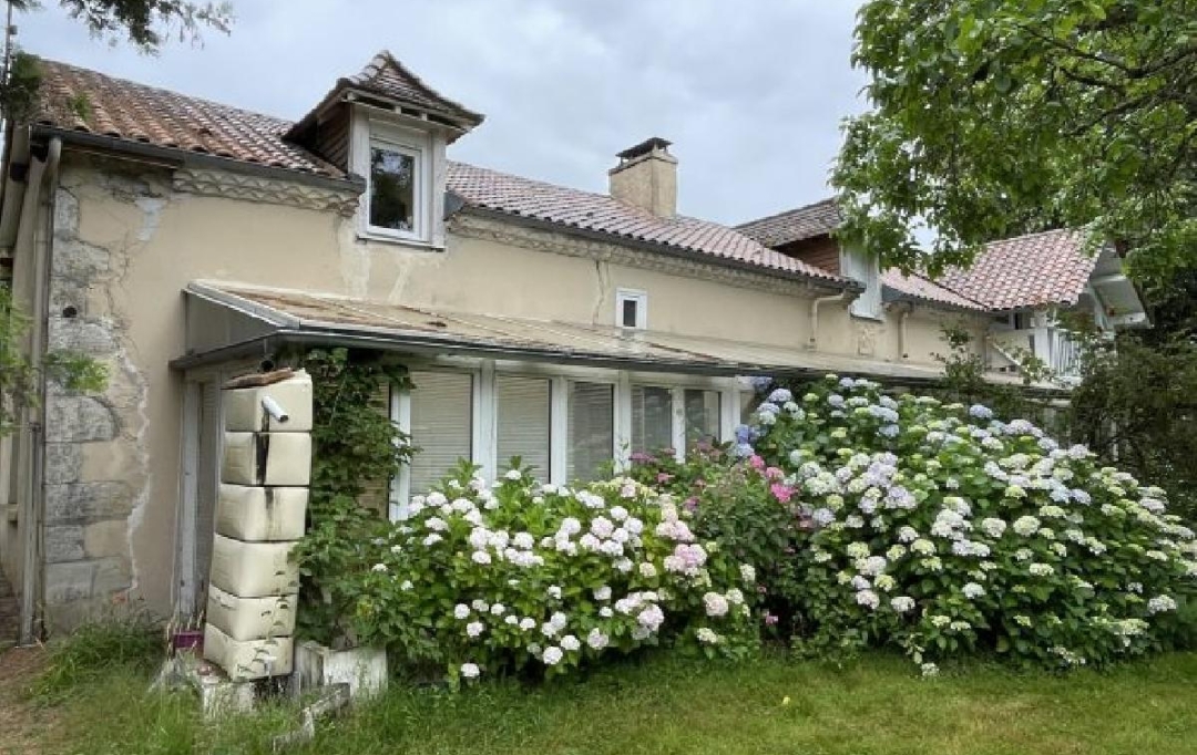 IMMOBILIERE DE L'ISLE : Maison / Villa | CHALAGNAC (24380) | 236 m2 | 358 700 € 